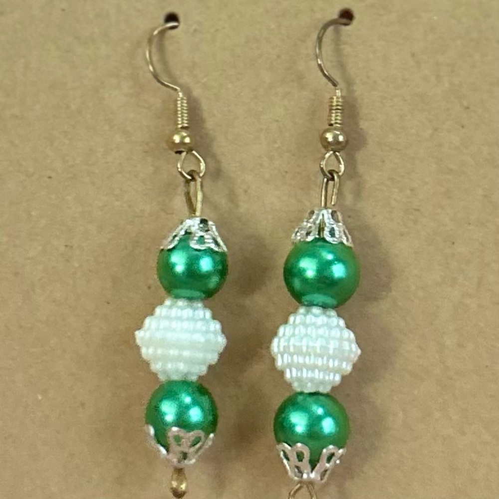*** Green/White Bead Earrings